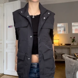 cool mörk grå väst - väst cool y2k