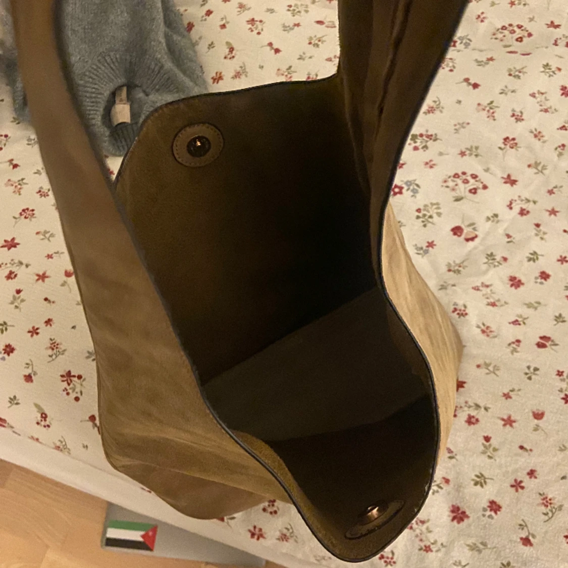 stor brun läderväska  - 90