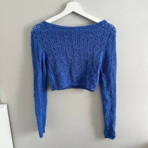 Nät-topp - Sparsamt använd. Strl M men passar S. Nypris 350kr