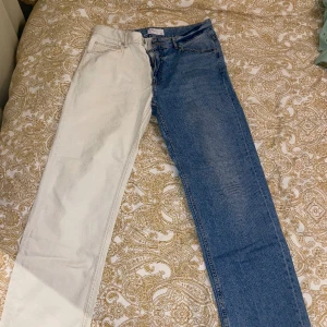 Två färgade jeans från berskha - Säljer mina jeans från berskha