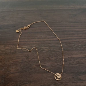 Halsband livets träd - Nyans "rose gold"