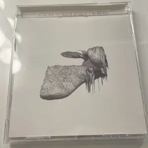 Säljer denna oanvända Coldplay skiva med albumet ”A rush of blood to the head”. Skicka prisförslag💕