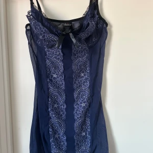 Coquette linne - Ett jättefint linne i stilen coquette/ Y2k  Priset är diskuterbart!