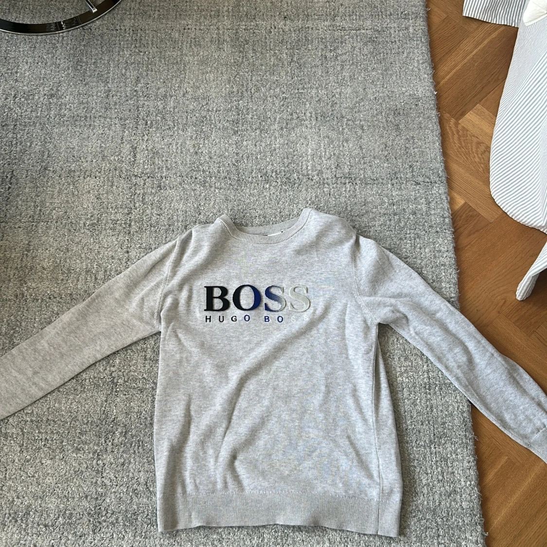 Hugo boss tröja  - 90