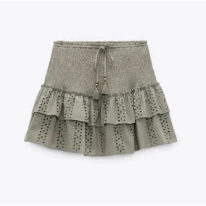 Zara Kjol - Jätte fin zara kjol perfekt till sommaren🩷🩷