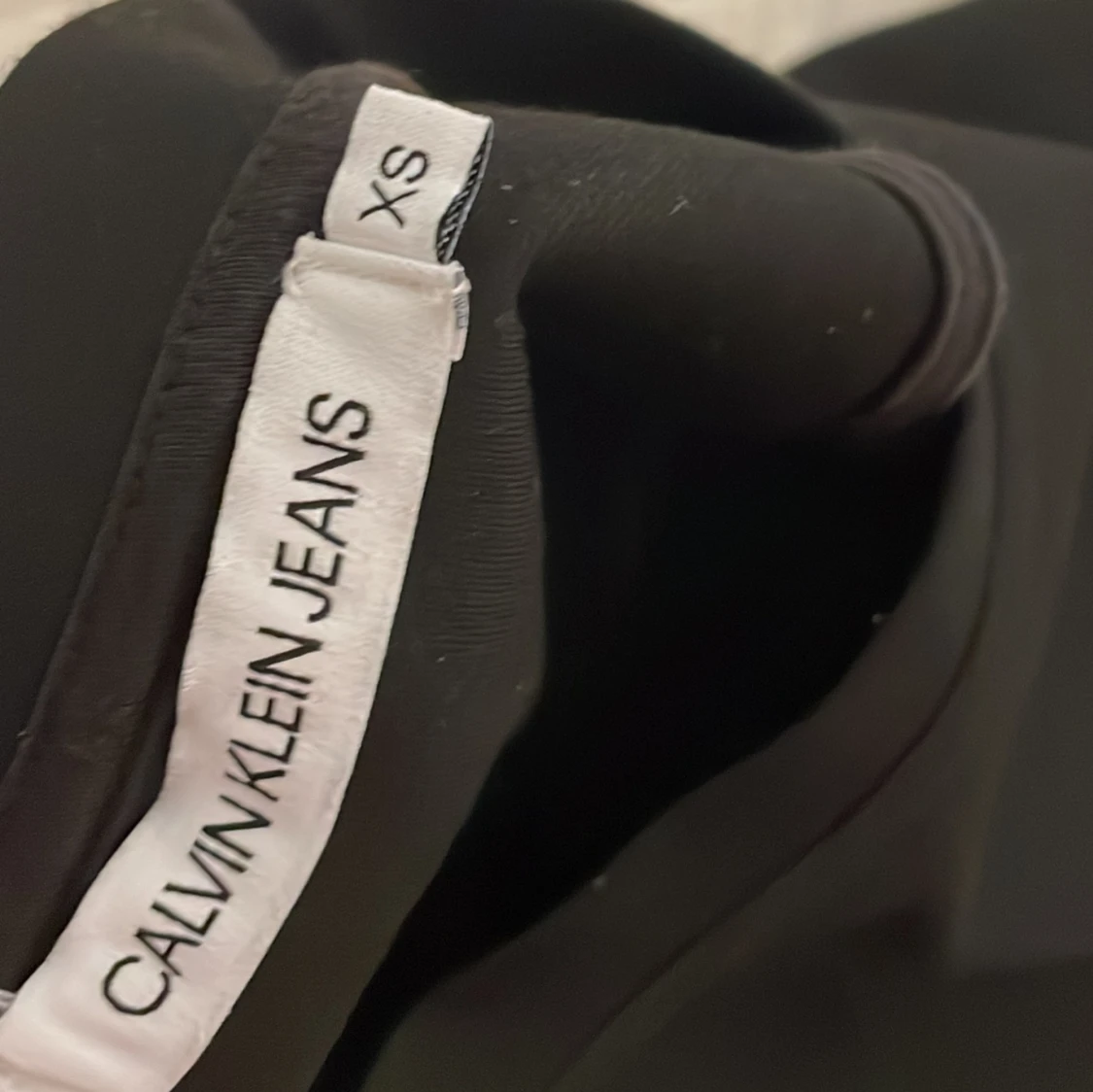 Calvin Klein crop top - 91