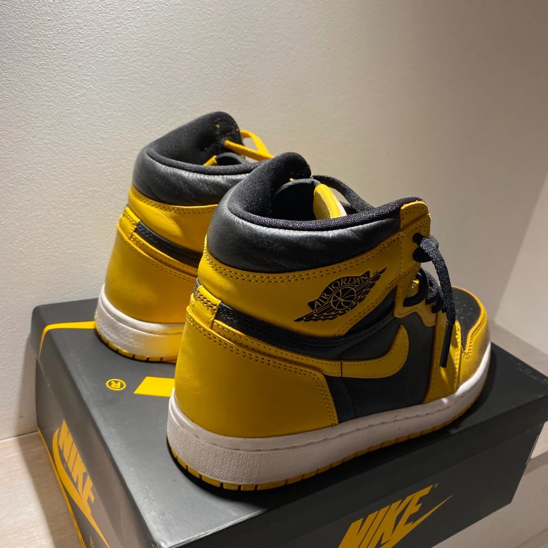 Jordan 1 pollen - 90