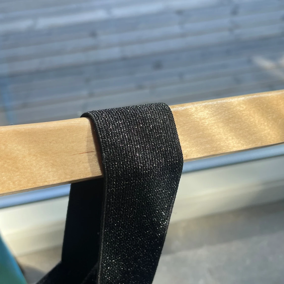 Glittrig One shoulder tröja😍 - 91