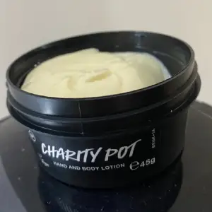 Charity pot från Lush