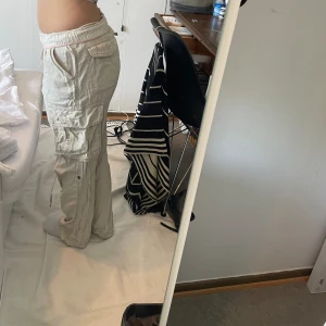 Linnebyxor  - Obs jag är 150 