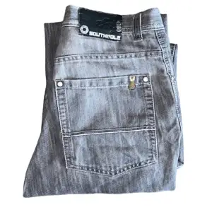 Southpole baggy jeans  Size 32