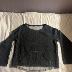 Mysig bomullströja  - En supermysig bomullströja från Lindex. Storlek M  💐