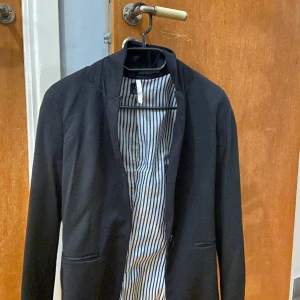 Kavaj - Tunn kavaj från bershka