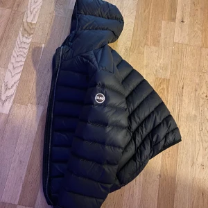 Colmar Jacka Herr - Storlek: Large  Färg: Svart  Nypris: 3000