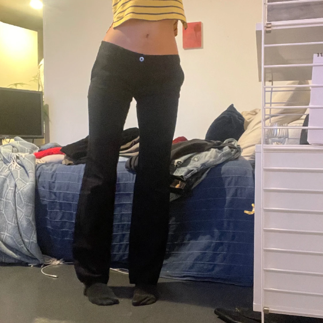 Svarta low waist byxor - 90