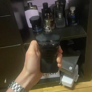 JPG Ultra male - Intressekoll på min Jean Paul Gaultier Ultra male! Ordinarie pris/ 1000-1100 kr. Använt mindre än 10 ml. Säljes för 800 kr. Prutning går INTE.