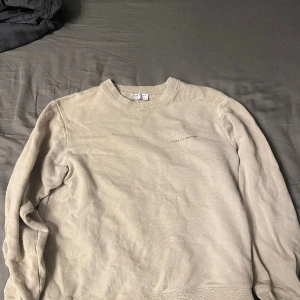 Tiger of sweden sweatshirt  - Orginalpris: 1300kr Storlek M Jätte bra kvalite, inga skador