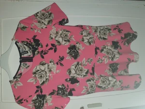 Peplumtop - Ny snygg peplumtop.Från HM. St 42 men mer som 38/40.