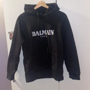 Balmain hoodie  - Helt ny balmain Paris hoodie!