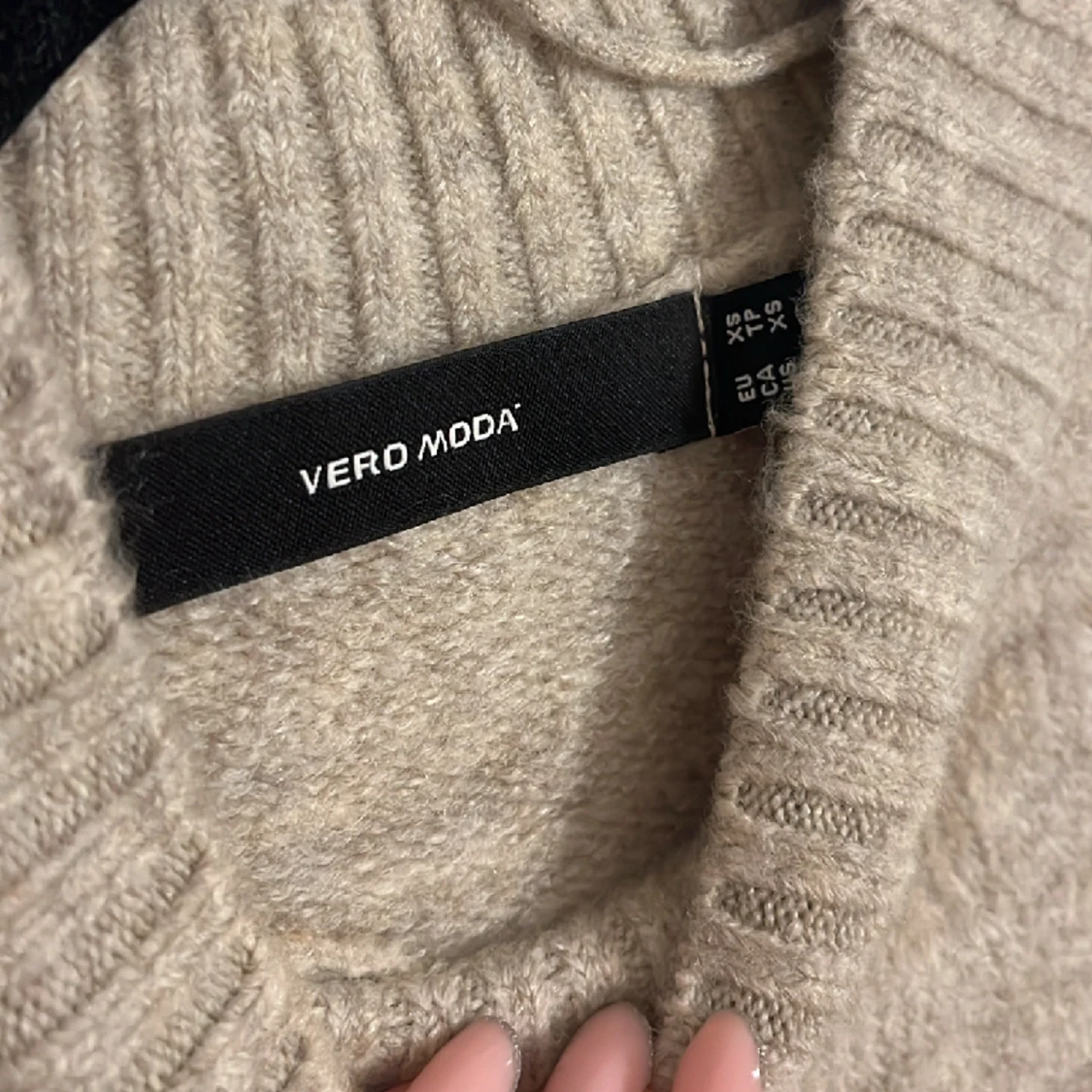 Stickad tröja  - 91