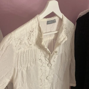 Blus  - Super söt blus som inte kommer till användning ❤️