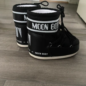 Moon boots - Moon boots i fint skick, använda få gånger! Det är mina egna bilder🥰 