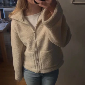 Teddy jacka  - Snygg Teddy jacka 