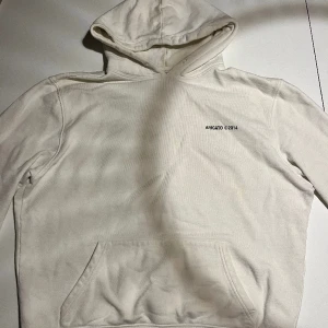 Axel Arigot hoodie - Hej! Säljer en vit Axel Arigato hoodie. Storlek M Mvh