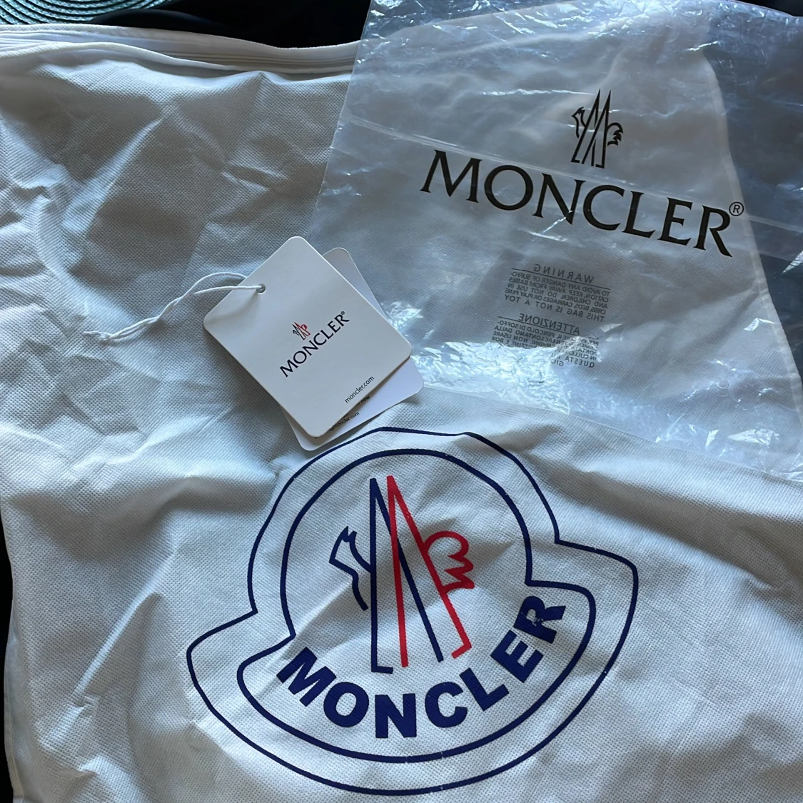 Moncler jacka - 92