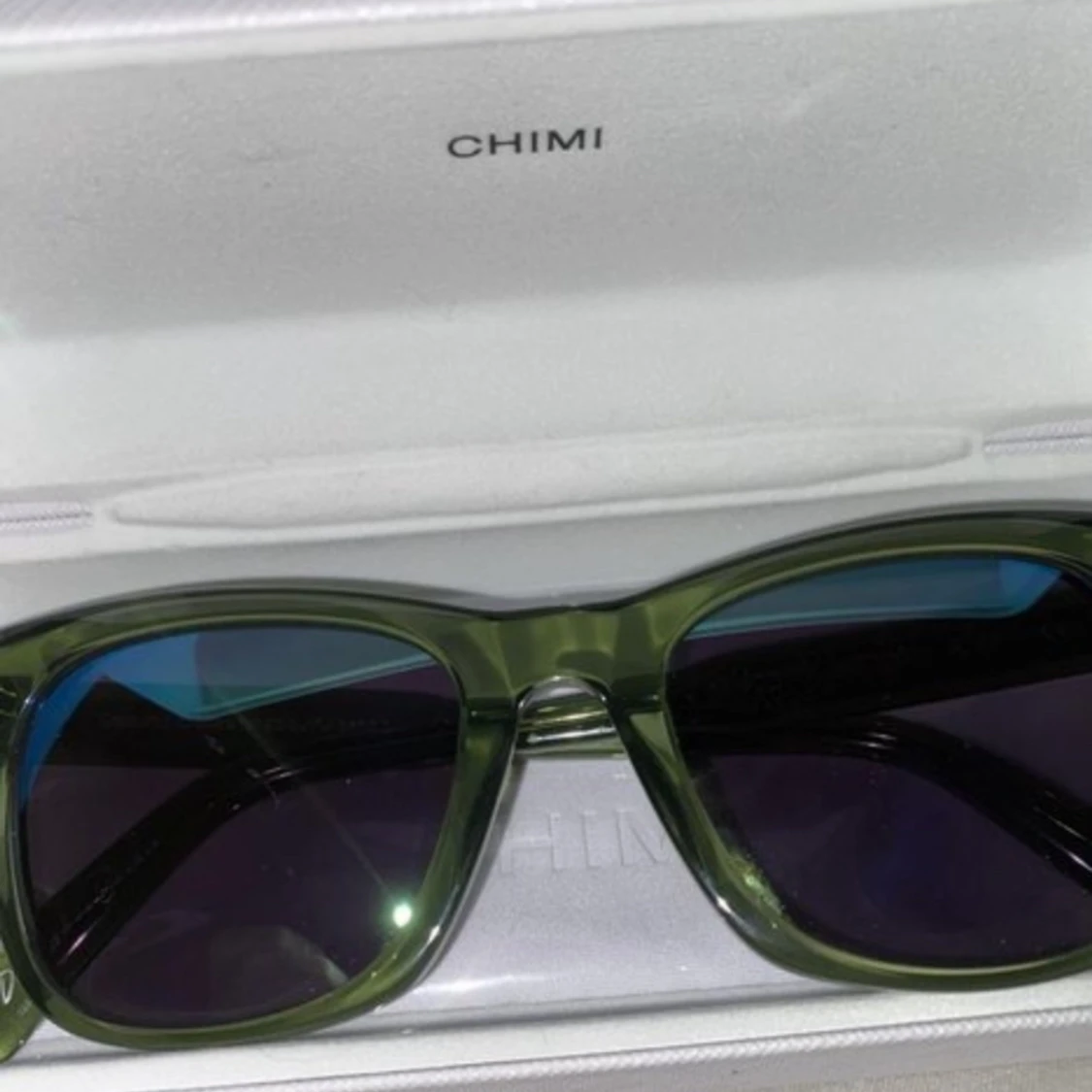 Solglasögon (CHIMI) 007