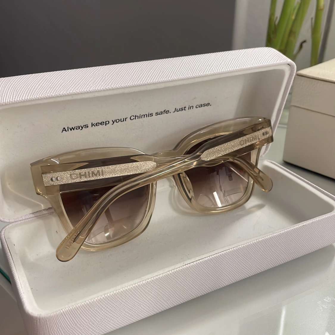 Chimi solglasögon  - 90