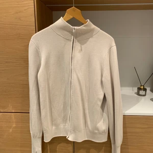 Zip tröja - COS Zip tröja  I mycket bra skick! 