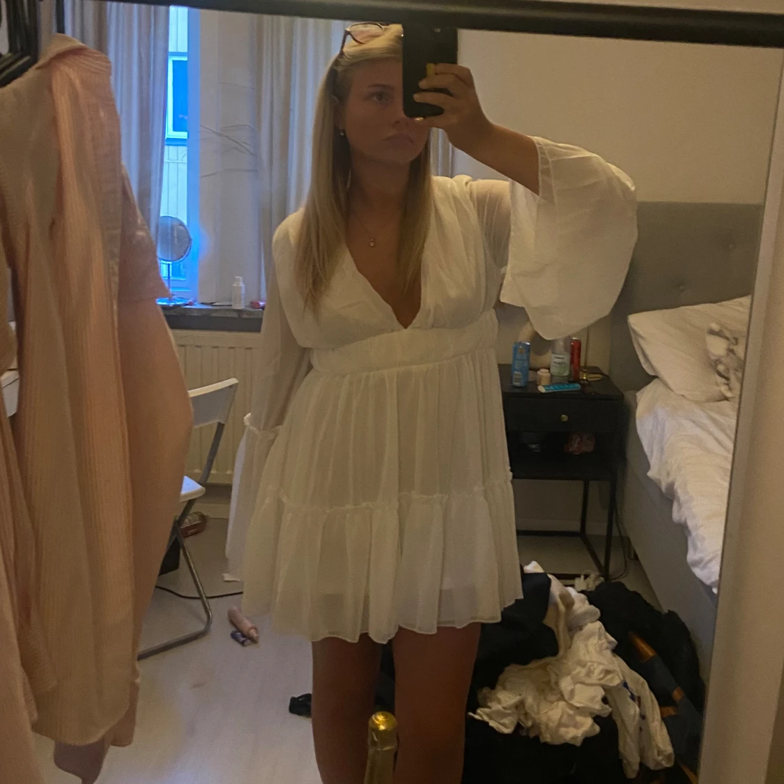 Jätte fin vit klänning - 91