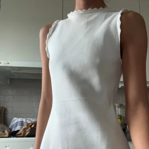 Vit klänning  - Vit klänning från Zara!💞
