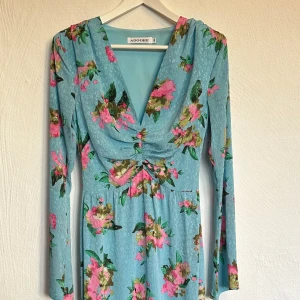 Sommarens finaste klänning - Använd en gång! 