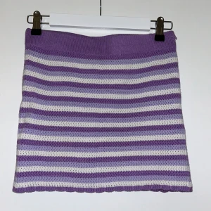 Virkad kjol  - Använd fåtal gånger 