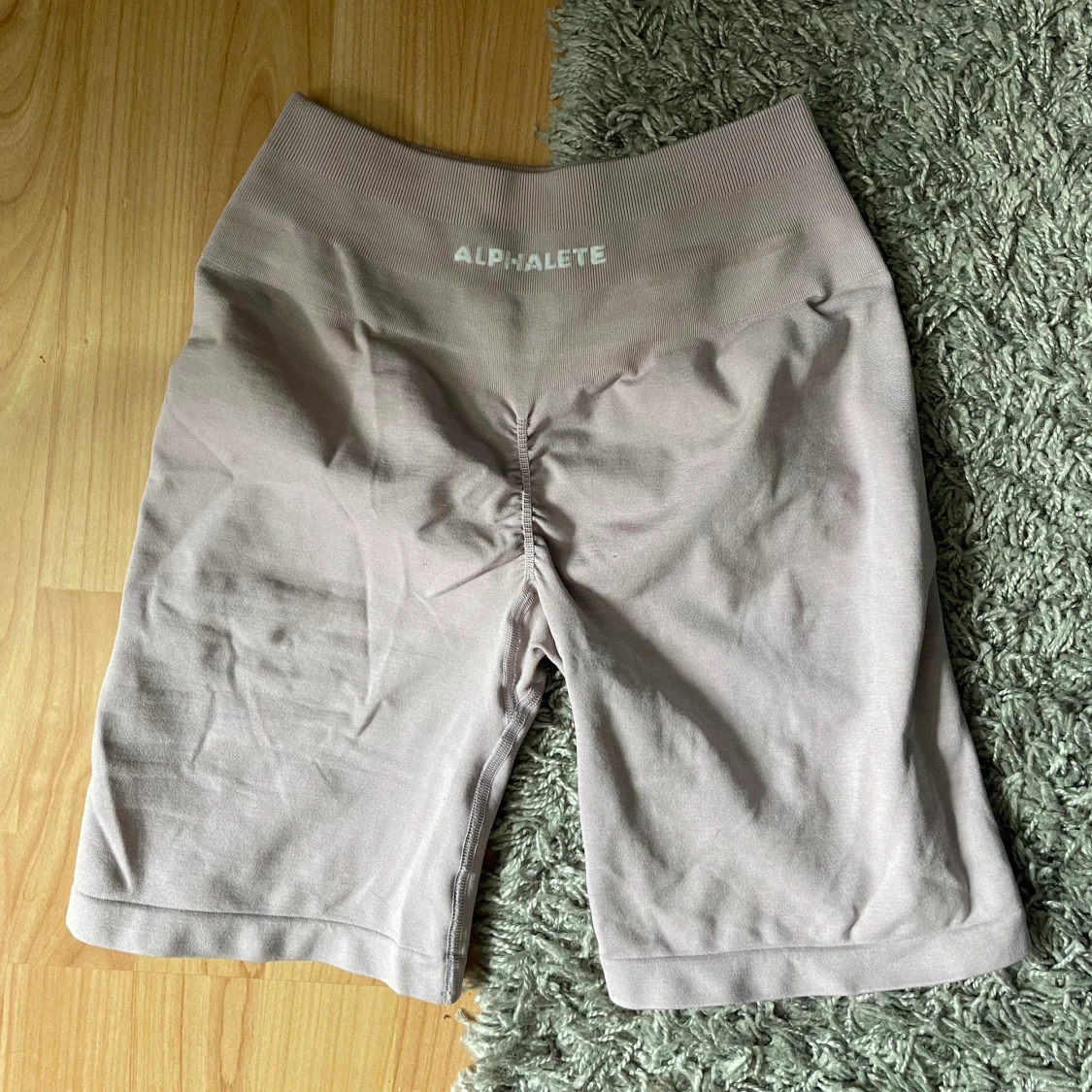 Alphalete amplify shorts