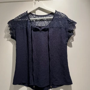 Tröja - Vet ej märket, knappt använd. Storlek s 