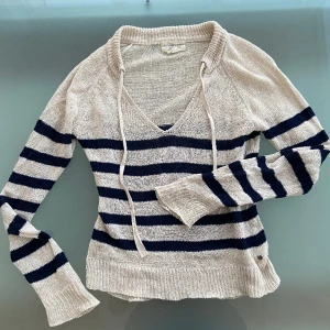 Randig tröja - Ralph Lauren tröja, använd några gånger men fortfarande i väldigt bra skick!