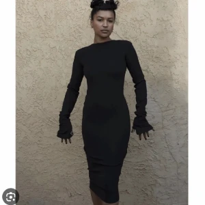 Söker klänning A-dsgn - Söker denna i storlek m❤️ 