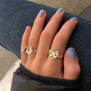 ring - jättesöt ring i bra skick!💘