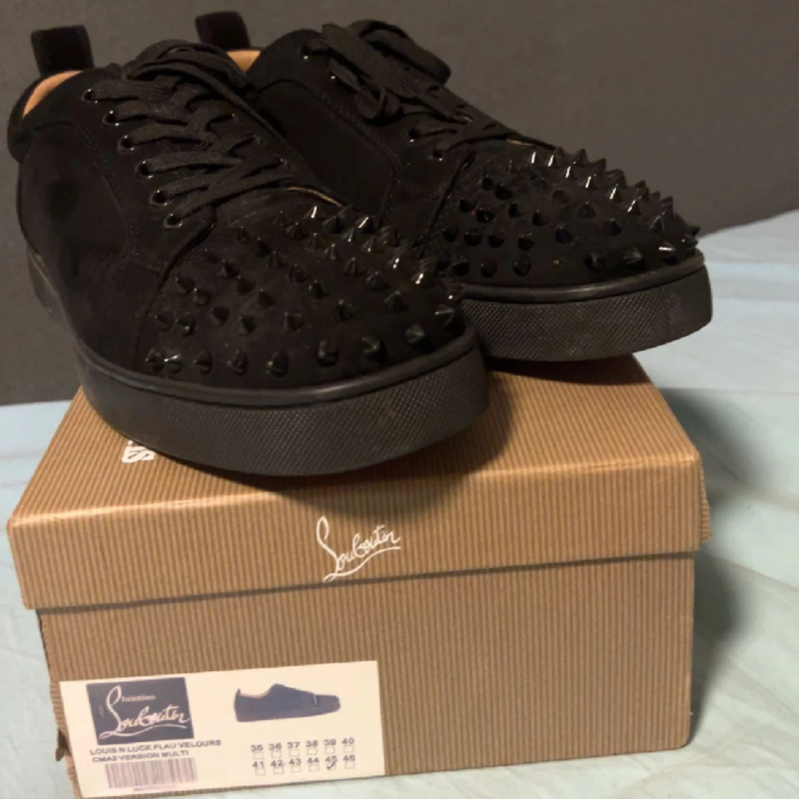 Louboutin junior spike