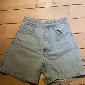 Jeansshorts - Snygga i bra skick 💕💕