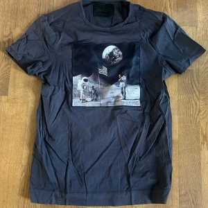 Limitato storlek m - Limitato storlek m i bra skick 