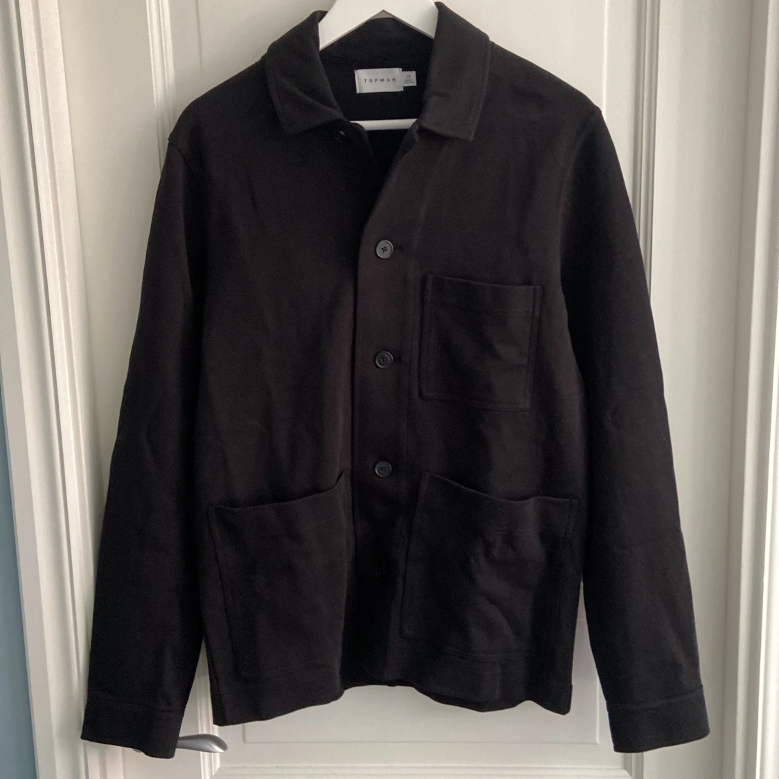 Svart overshirt