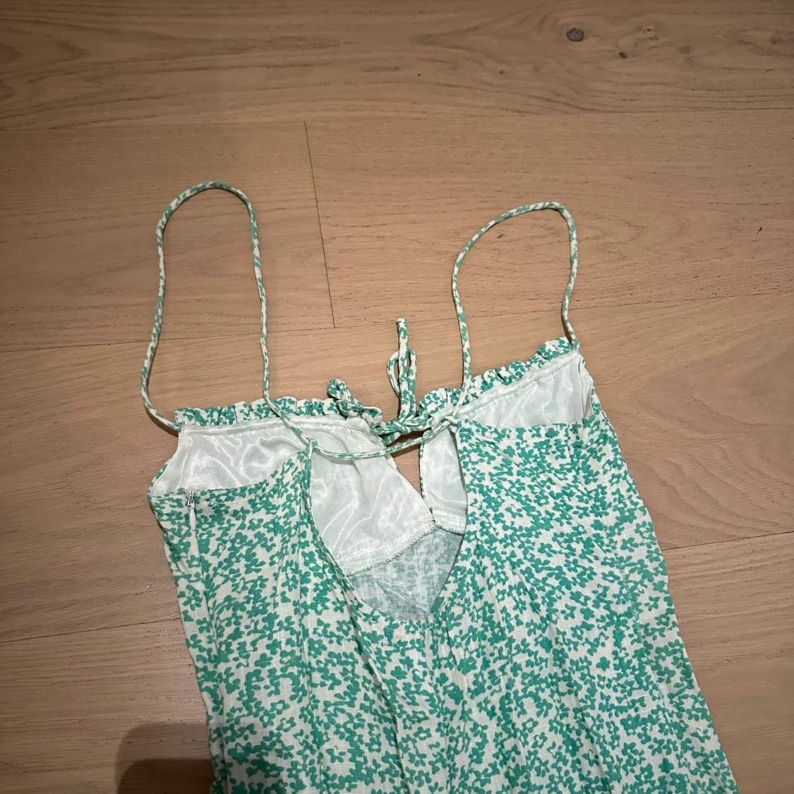 Super fin sommar klänning  - 90