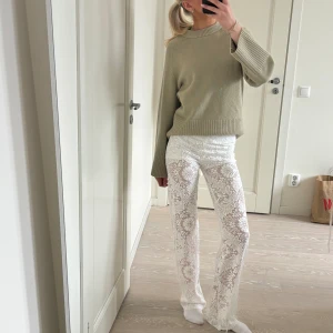 Spetsbyxor  - * denna annons är för en specifik tjej *