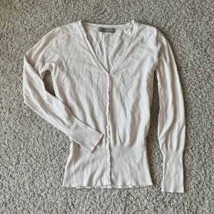 Kofta - Så fin ljusrosa kofta från zara!💕