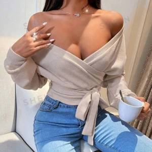 Biege topp - Bra sckick