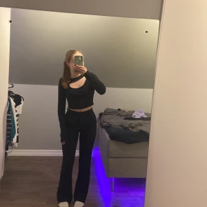 Tröja - Så söt och cool topp från Ullared🤍 Aldrig använd, köptes i våras förra året! 